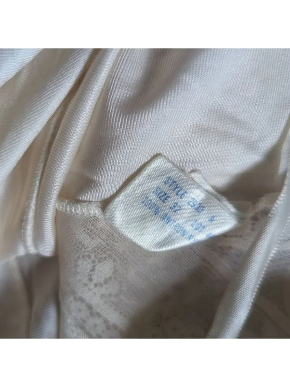 VTG Wonder Maid Ivory Non Cling Full Slip Lace Trim 32 Nylon
